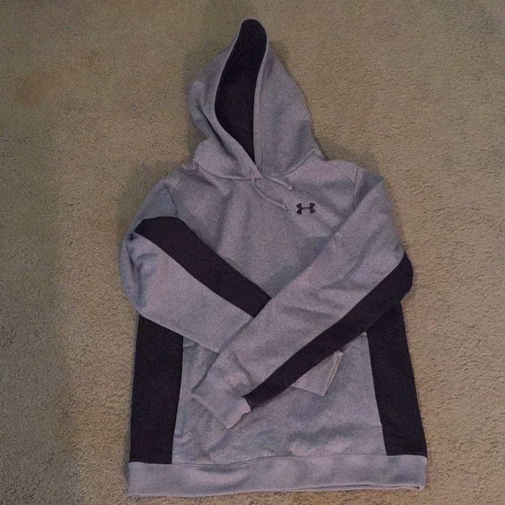 Under armour sweatshirt